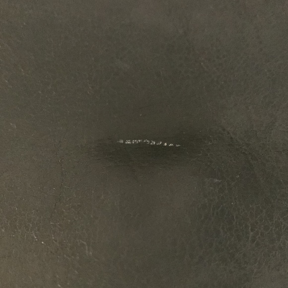 100% Authentic Tory Burch Handbag - Picture 9 of 9